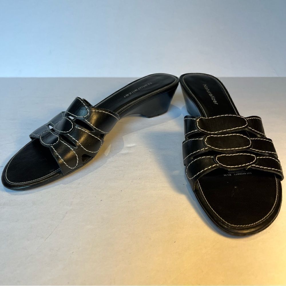 Naturalizer Women's Leather Slide Size 8 1/2M Black with white stitching